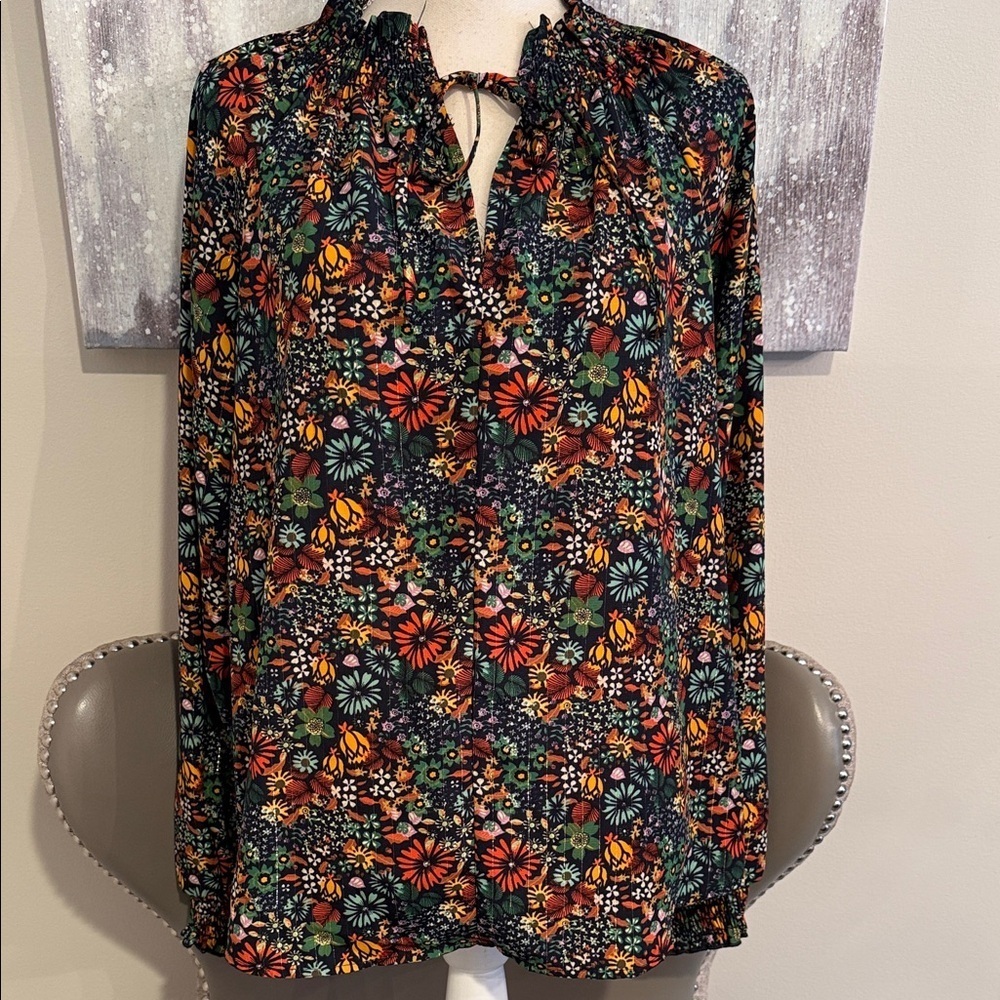 Floral Print Women's Top size Large